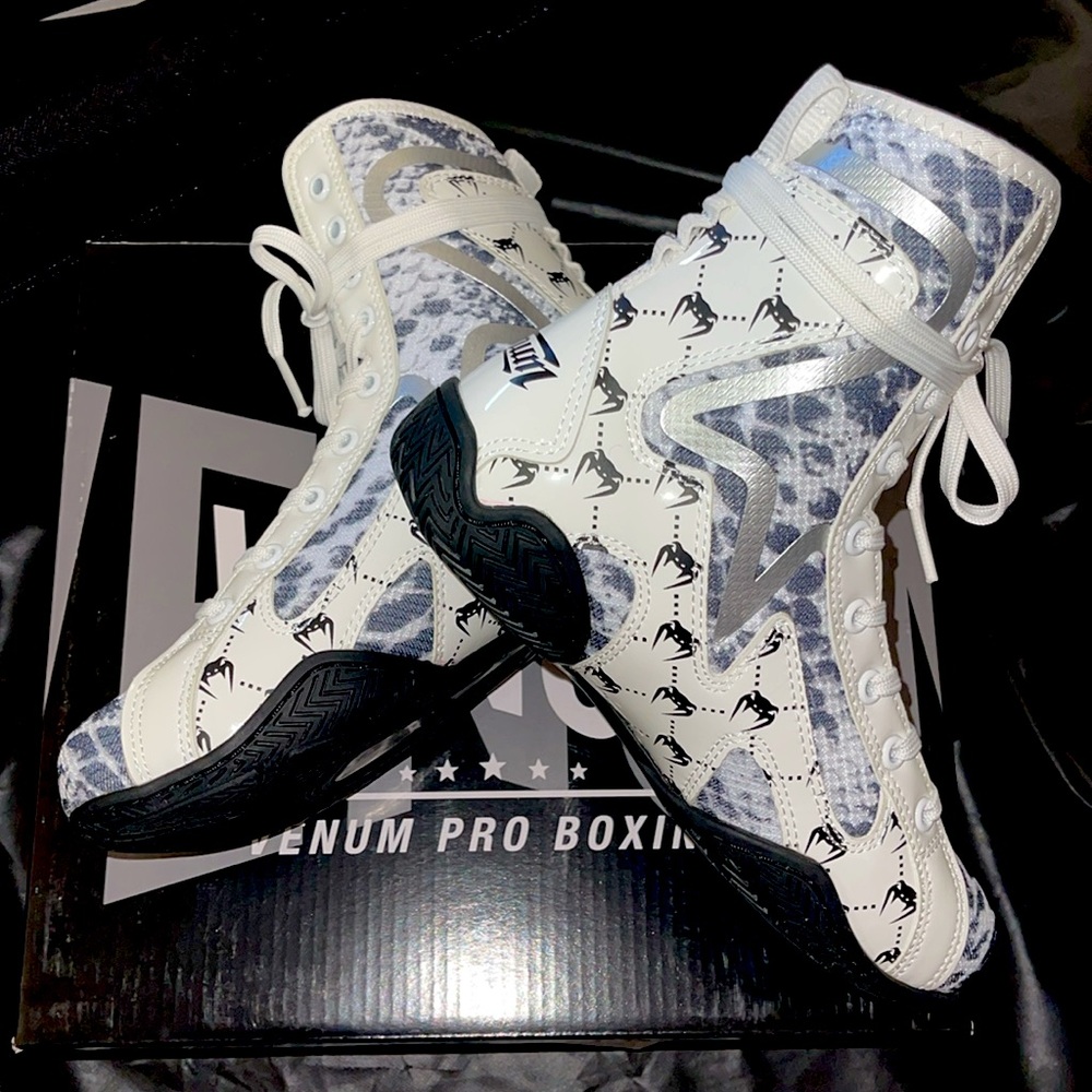 Venum White Snake Boxing Shoes for Women - White